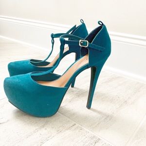 Gorgeous JustFab Turquoise High Heels 💙